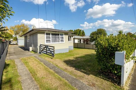 Photo of property in 82 Urlich Avenue, Melville, Hamilton, 3206