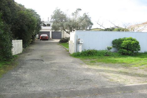 Photo of property in 233 Clifton Road, Te Awanga, 4102