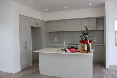 Photo of property in 16 Myland Drive, Hobsonville, Auckland, 0616