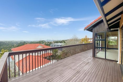 Photo of property in 12 Bragato Place, Chatswood, Auckland, 0626