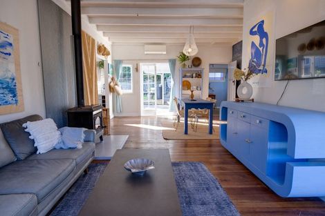 Photo of property in 8 Coote Road, Bluff Hill, Napier, 4110