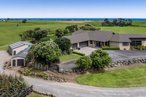 Photo of property in 253 Lwr Pitone Road, Pitone, New Plymouth, 4374