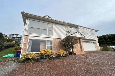 Photo of property in 14 Mcfetridge Place, Hillcrest, Auckland, 0627