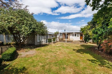Photo of property in 27 Pembroke Street, Highbury, Palmerston North, 4412