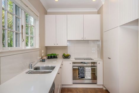 Photo of property in 1/28 Beach Road, Castor Bay, Auckland, 0620