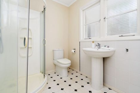 Photo of property in 141 Victoria Street, Cambridge, 3434