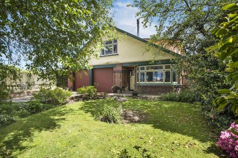 Photo of property in 936 Maungatua Road, Berwick, Outram, 9073