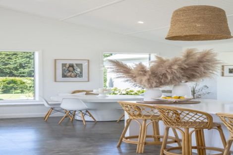 Photo of property in 194 Wood Street, Woodside, Greytown, 5794