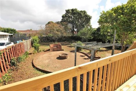 Photo of property in 10 Anna Watson Road, Half Moon Bay, Auckland, 2012