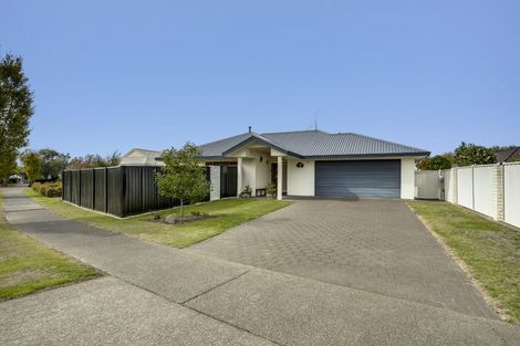 Photo of property in 8 Gresham Place, Taradale, Napier, 4112