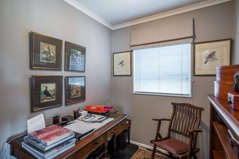 Photo of property in 2 Bluewater Place, Paraparaumu, 5032