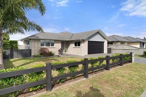 Photo of property in 3 Kamahi Crescent, Papamoa Beach, Papamoa, 3118