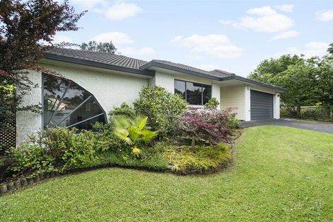 Photo of property in 80 Caribbean Drive, Unsworth Heights, Auckland, 0632