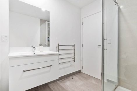 Photo of property in 2/5 Parson Lane, Papatoetoe, Auckland, 2025