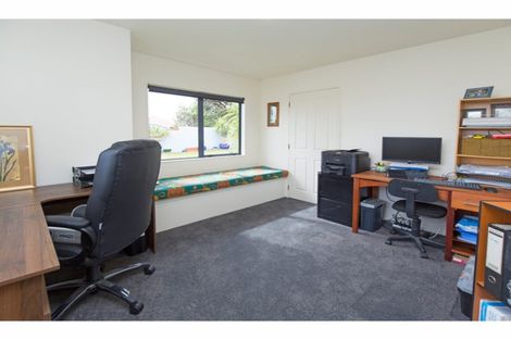 Photo of property in 62 Stanmore Bay Road, Stanmore Bay, Whangaparaoa, 0932