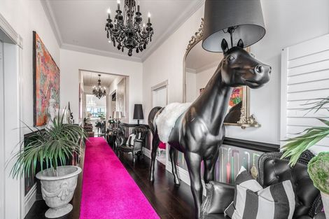 Photo of property in 290 Jervois Road, Herne Bay, Auckland, 1011