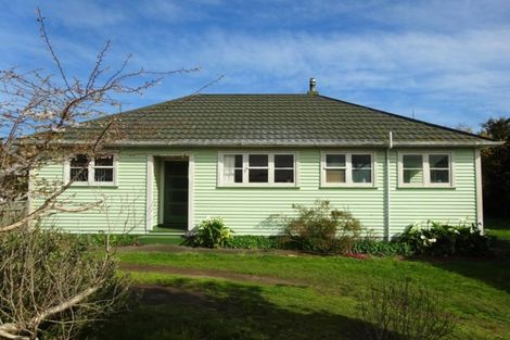Photo of property in 15 Churchill Crescent Foxton Horowhenua District