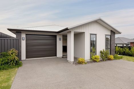 Photo of property in 99 Sentinel Avenue, Omokoroa, 3114