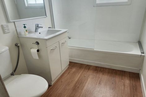 Photo of property in 10a Hereford Street, West End, Palmerston North, 4410