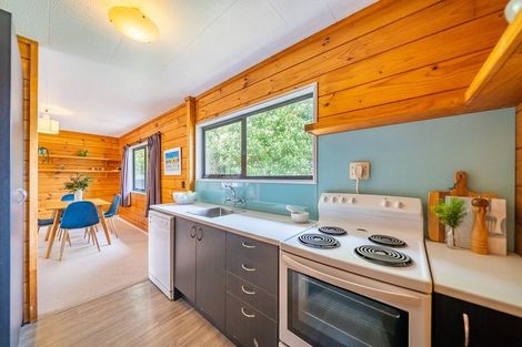 Photo of property in 33b Gemstone Drive, Birchville, Upper Hutt, 5018