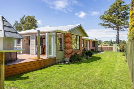 Photo of property in 714 Harewood Road, Harewood, Christchurch, 8051