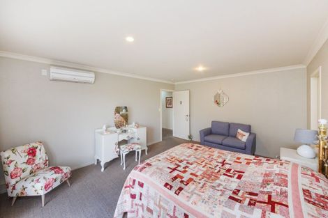 Photo of property in 30 Ursula Drive, Feilding, 4702