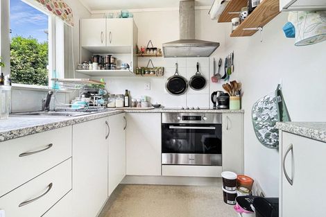 Photo of property in 1/15 Titiwai Place, Birkenhead, Auckland, 0626