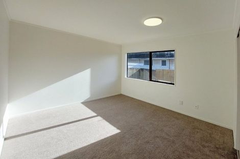Photo of property in 1/262 Bucklands Beach Road, Bucklands Beach, Auckland, 2012