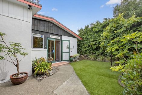 Photo of property in 91 Golf Road, Paraparaumu Beach, Paraparaumu, 5032