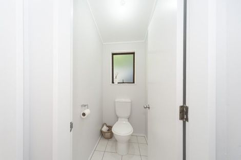 Photo of property in 84a Strathmore Avenue, Strathmore Park, Wellington, 6022