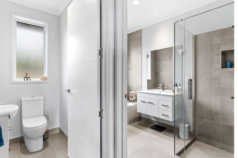 Photo of property in 16 Discovery Drive, Gulf Harbour, Whangaparaoa, 0930