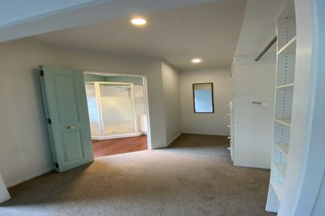 Photo of property in 1/74 Beach Road, Castor Bay, Auckland, 0620