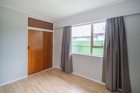 Photo of property in 17 Walton Place, Flaxmere, Hastings, 4120