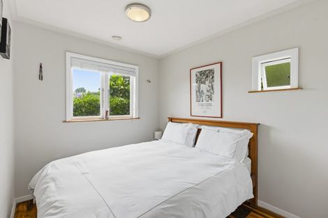 Photo of property in 5a Paneta Street, Paekakariki, 5034