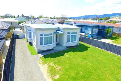 Photo of property in 581 Queen Street East, Levin, 5510