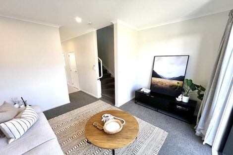 Photo of property in 60 Manarini Road, Westgate, Auckland, 0614