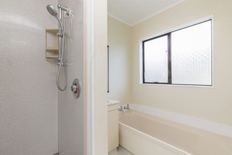 Photo of property in 17 Cathie Place, Karori, Wellington, 6012