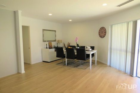 Photo of property in 30 Harbour Lights Close, West Harbour, Auckland, 0618