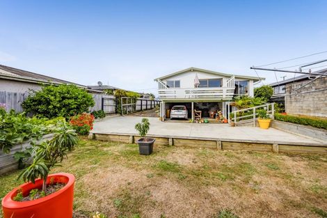 Photo of property in 7 Karaka Street, Hawera, 4610