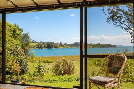 Photo of property in 137 Kayelene Place, Omokoroa, 3114