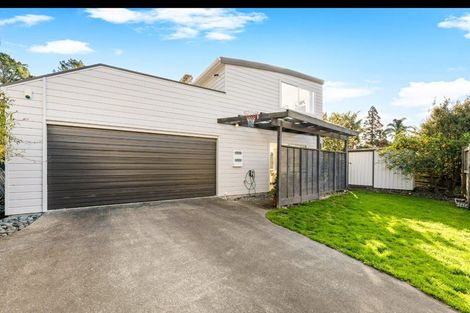 Photo of property in 19 Allington Road, Massey, Auckland, 0614