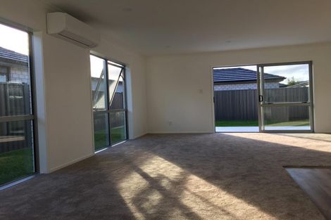 Photo of property in 16 Gilruth Road, Wallaceville, Upper Hutt, 5018