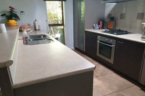 Photo of property in 73b Hillwell Drive, Henderson, Auckland, 0612