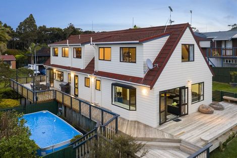 Photo of property in 51 Rhinevale Close, Henderson, Auckland, 0612