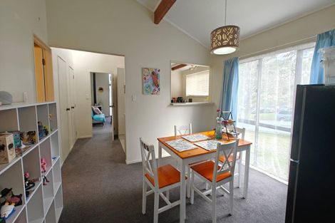 Photo of property in 51 Topliss Drive, Northcross, Auckland, 0632