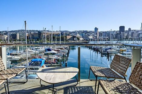 Photo of property in Clyde Quay Wharf, 2b/6 Clyde Quay Wharf, Te Aro, Wellington, 6011