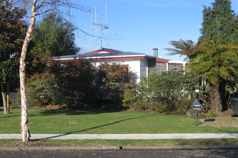 Photo of property in 5 Purcell Place, Melville, Hamilton, 3206