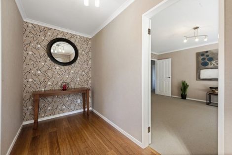 Photo of property in 13 Pioneer Grove, Silverstream, Upper Hutt, 5019