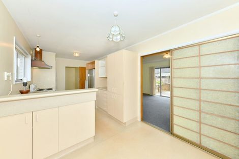 Photo of property in 31 Denniston Crescent, Redwood, Christchurch, 8051