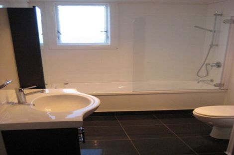 Photo of property in 63b Pirie Street, Mount Victoria, Wellington, 6011